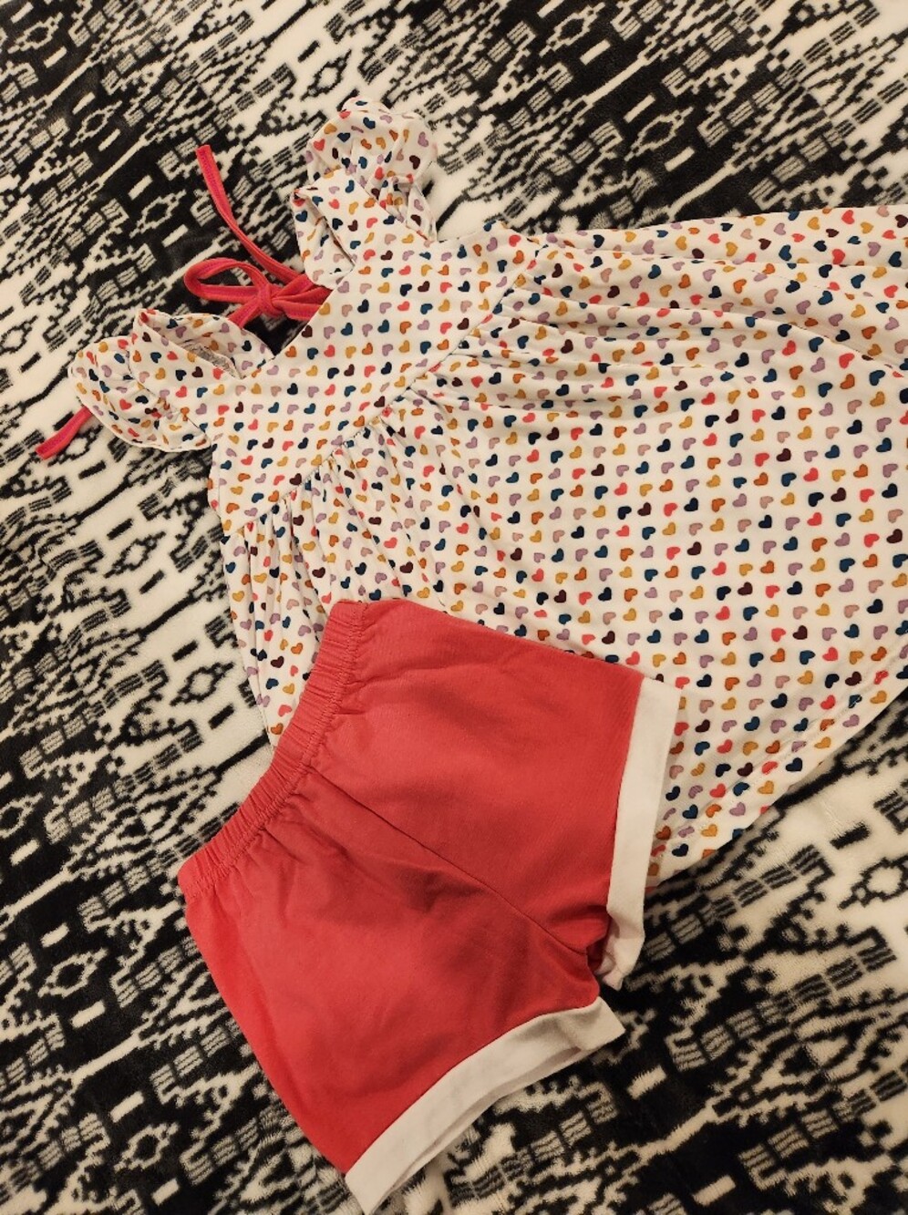 Girls' Multicolor Heart Print Top & Red Shorts Set, Size 4T